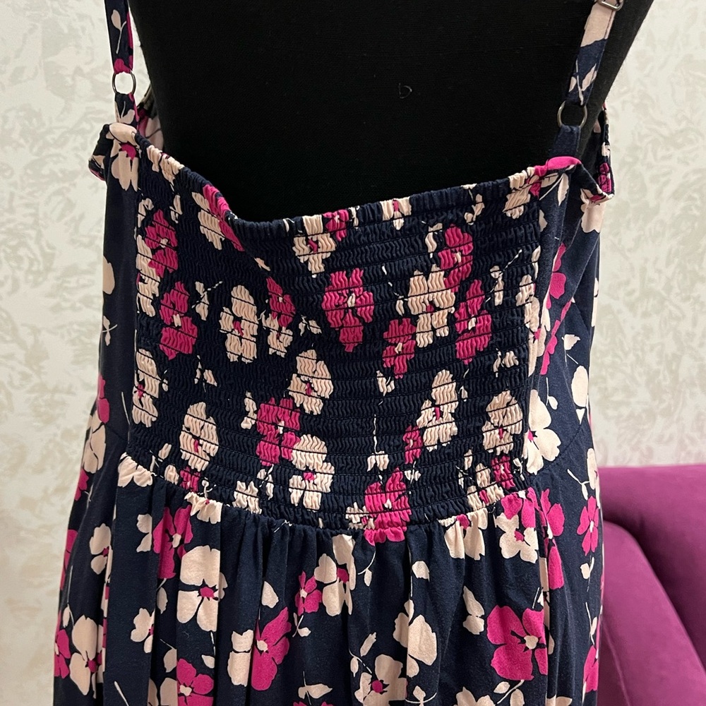 GAP CAMI FIT & FLARE DRESS NAVY FLORAL - Picture 4 of 7